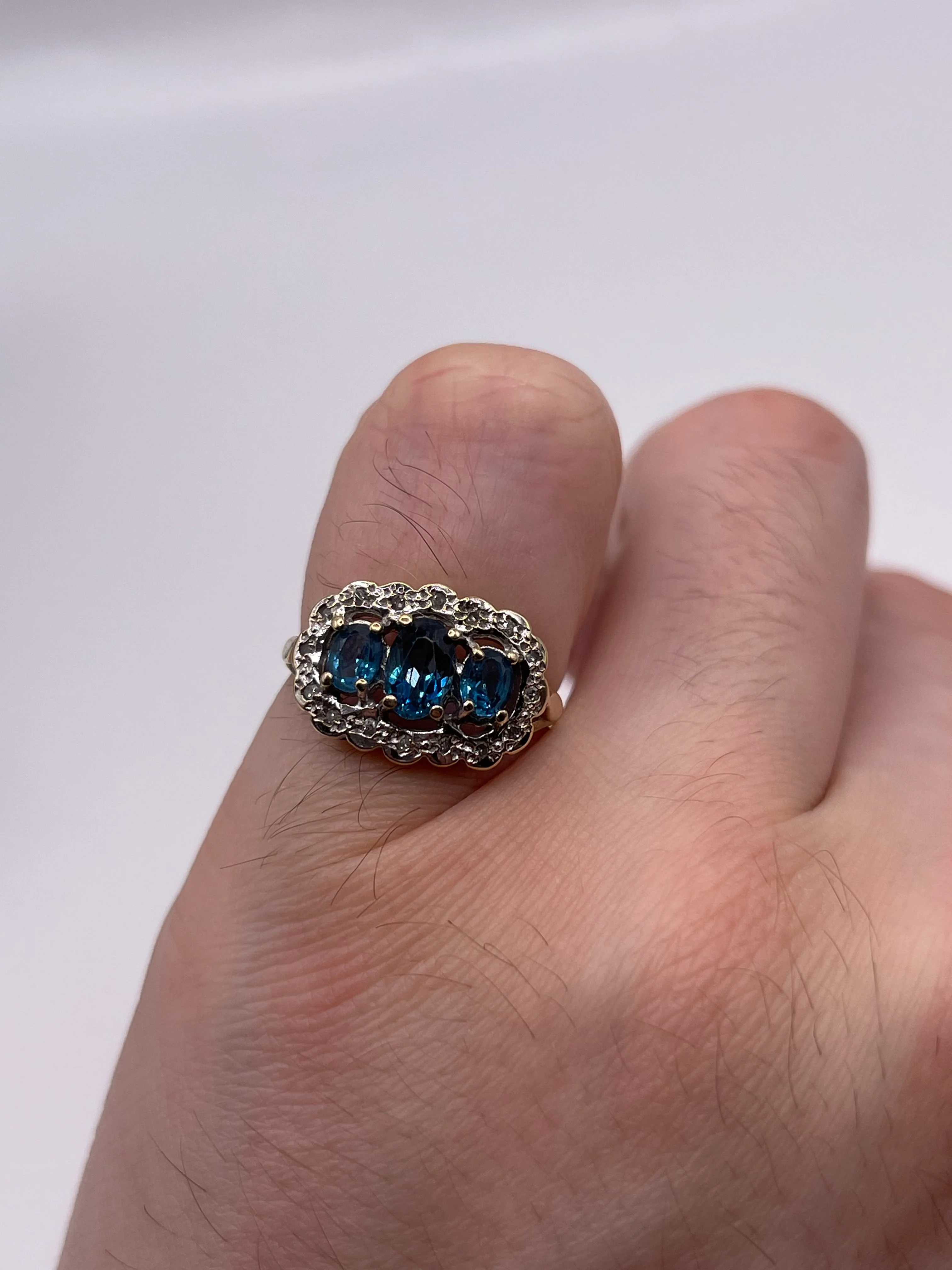 9ct gold topaz and diamond ring - Image 4