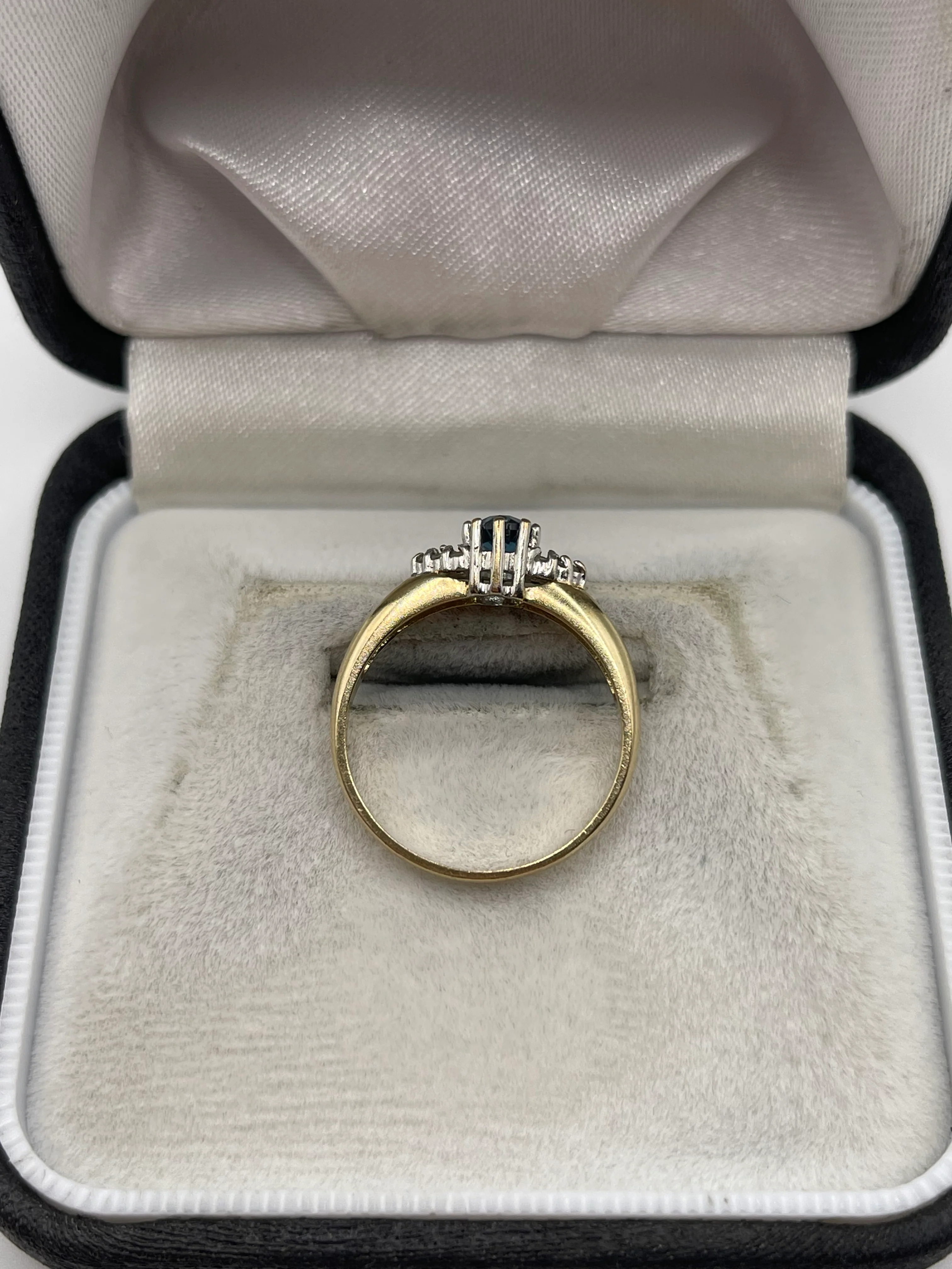 9ct gold topaz and diamond ring - Image 3