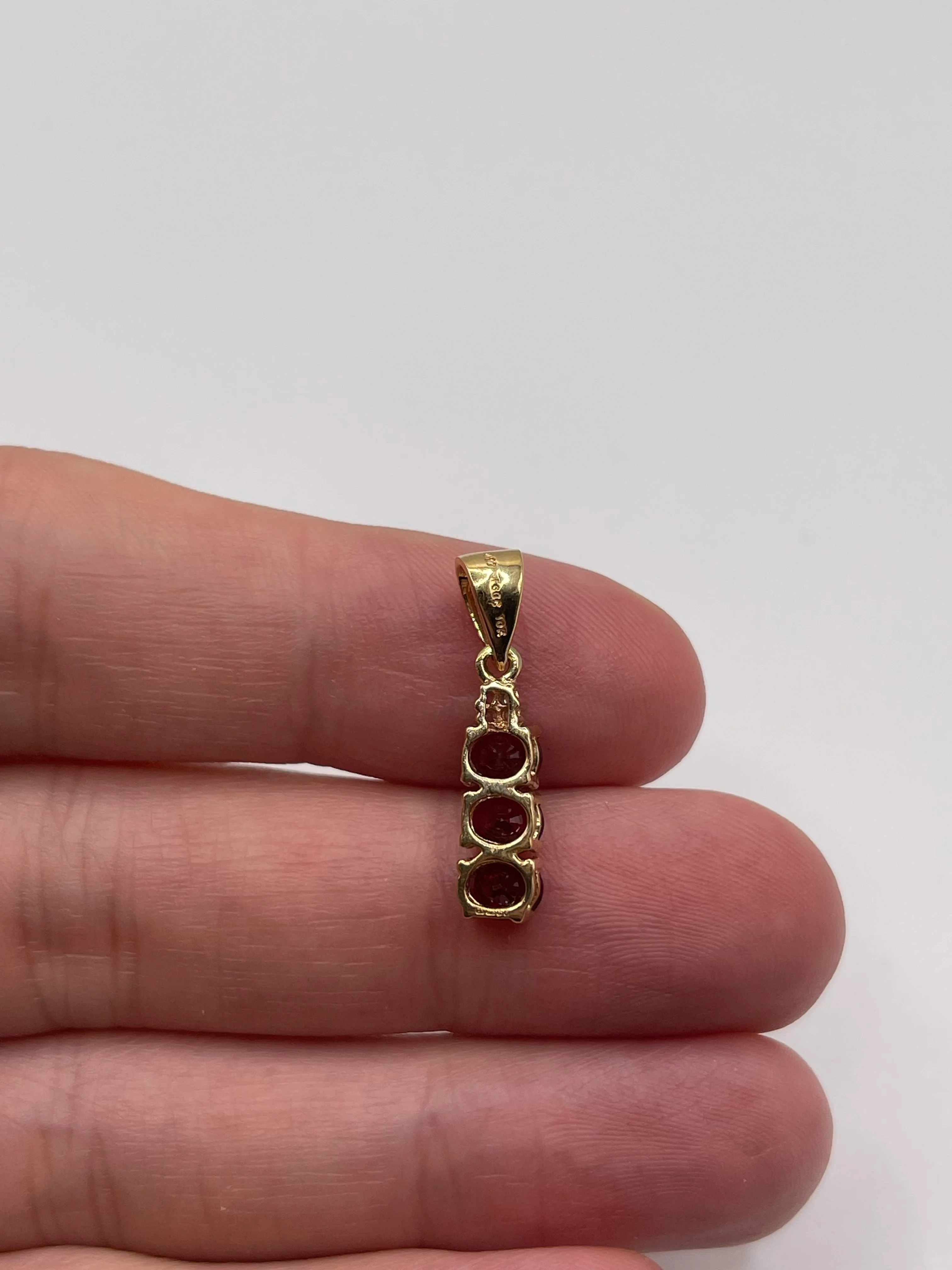 9ct gold tourmaline and diamond pendant - Image 3