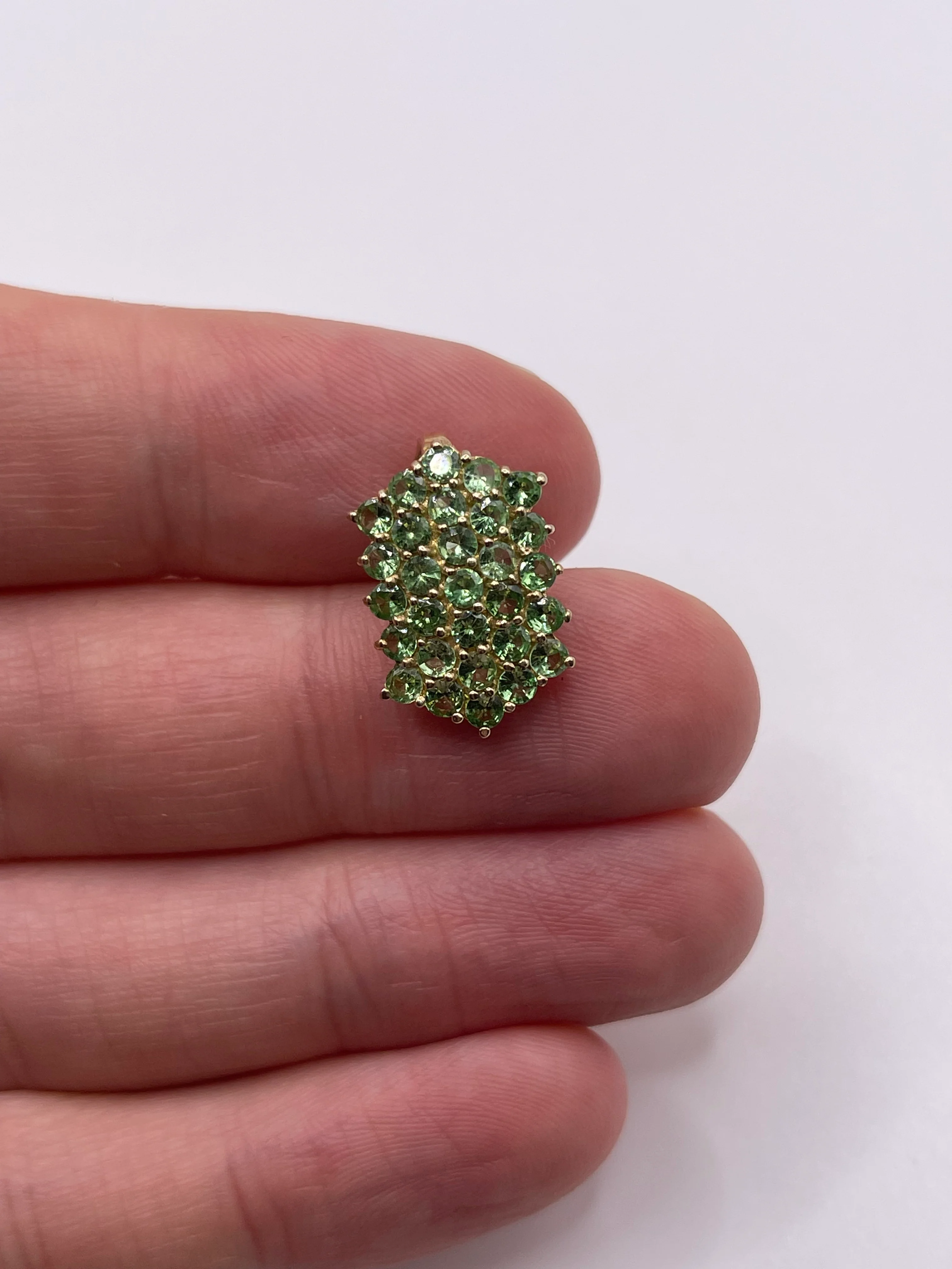 9ct gold tsavorite garnet cluster pendant