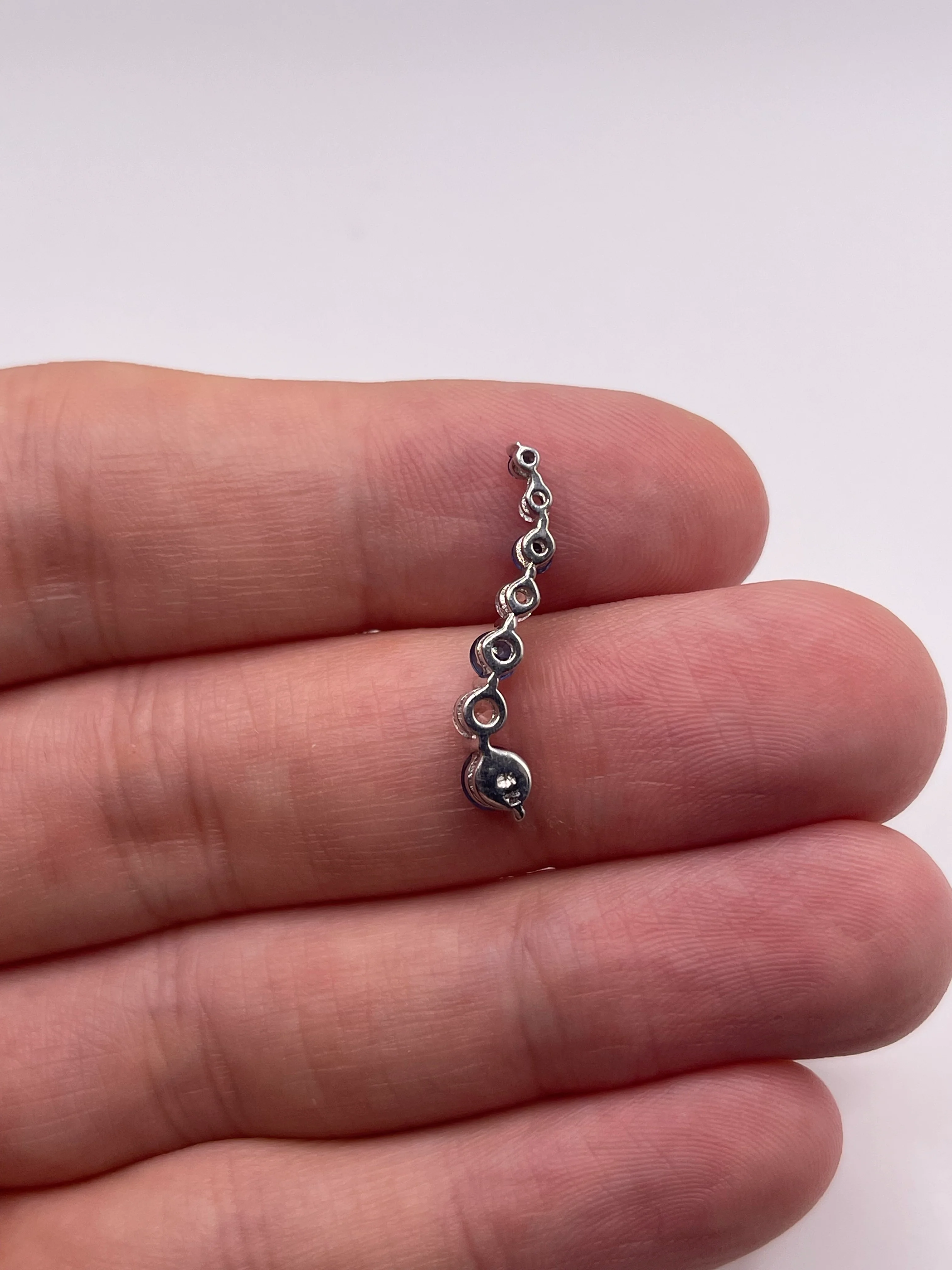 9ct white gold sapphire and cz pendant - Image 2