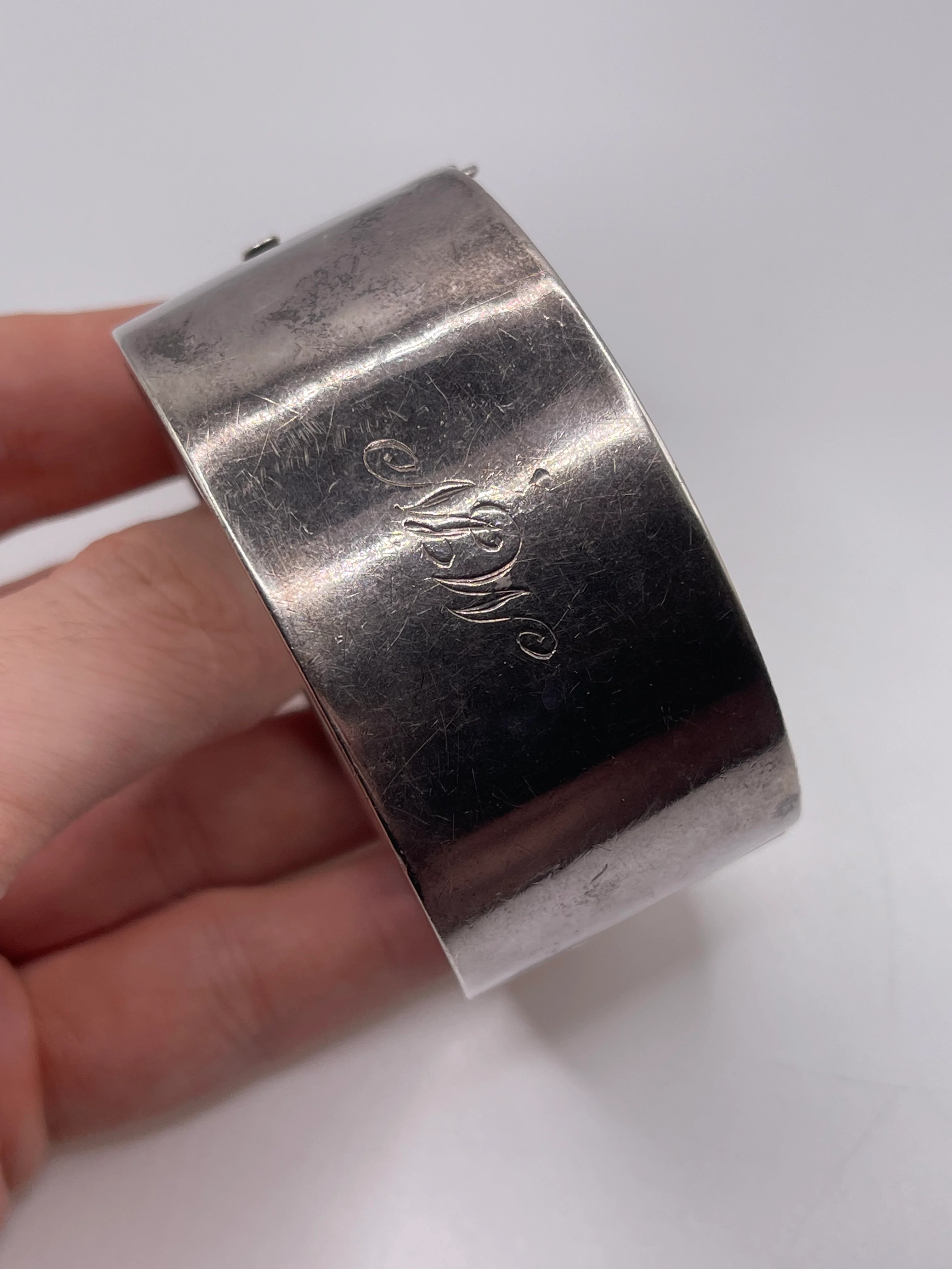 Antique silver ivy bangle - Image 3