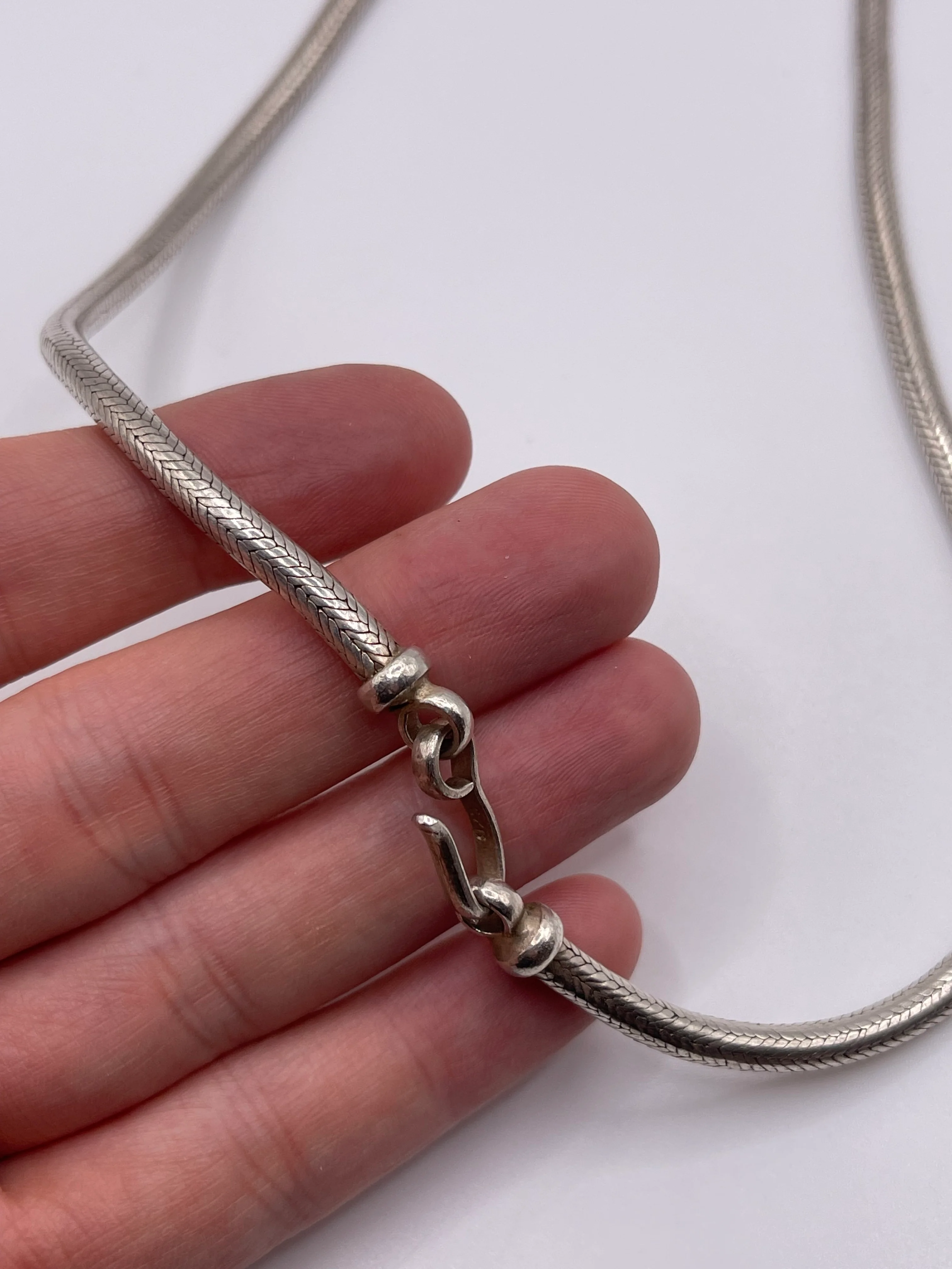 Heavy silver snake chain - Image 3