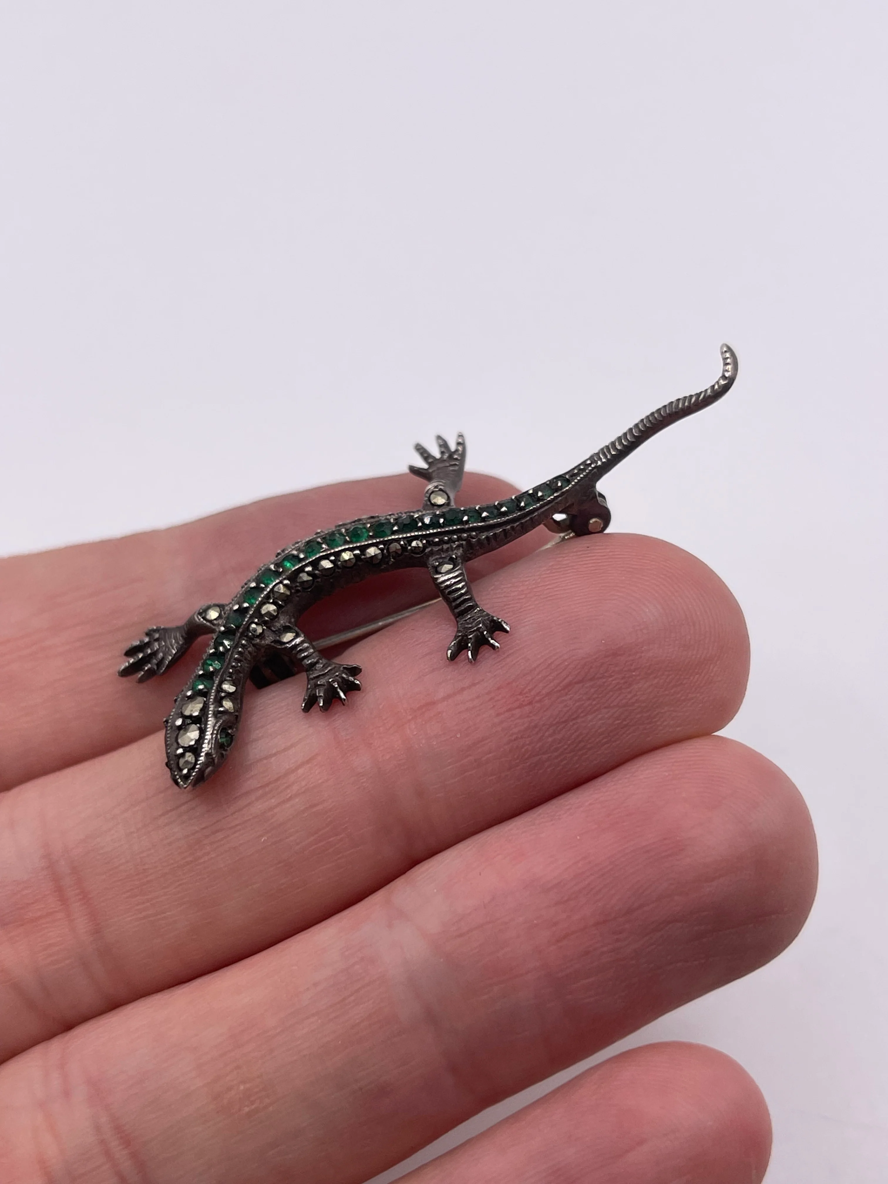 Silver paste and marcasite lizard brooch - Image 2