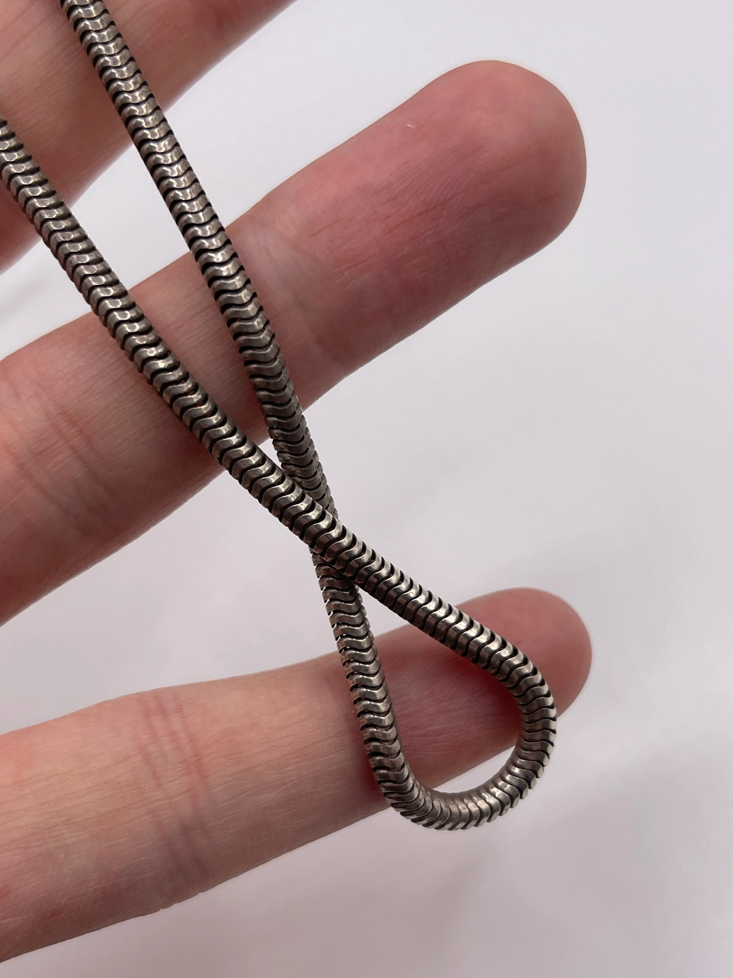 Silver snake chain - Image 2