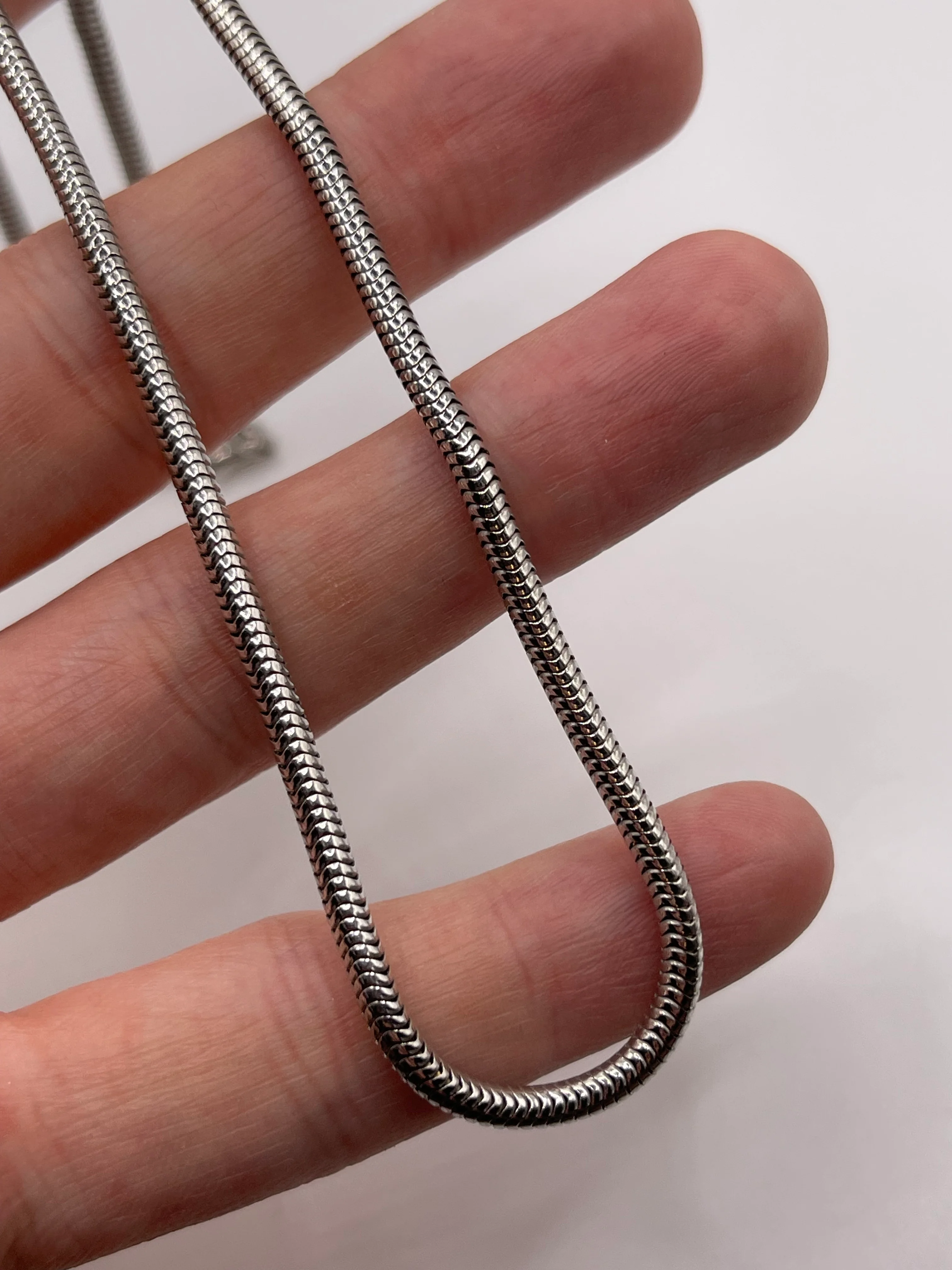 Silver snake chain - Image 2