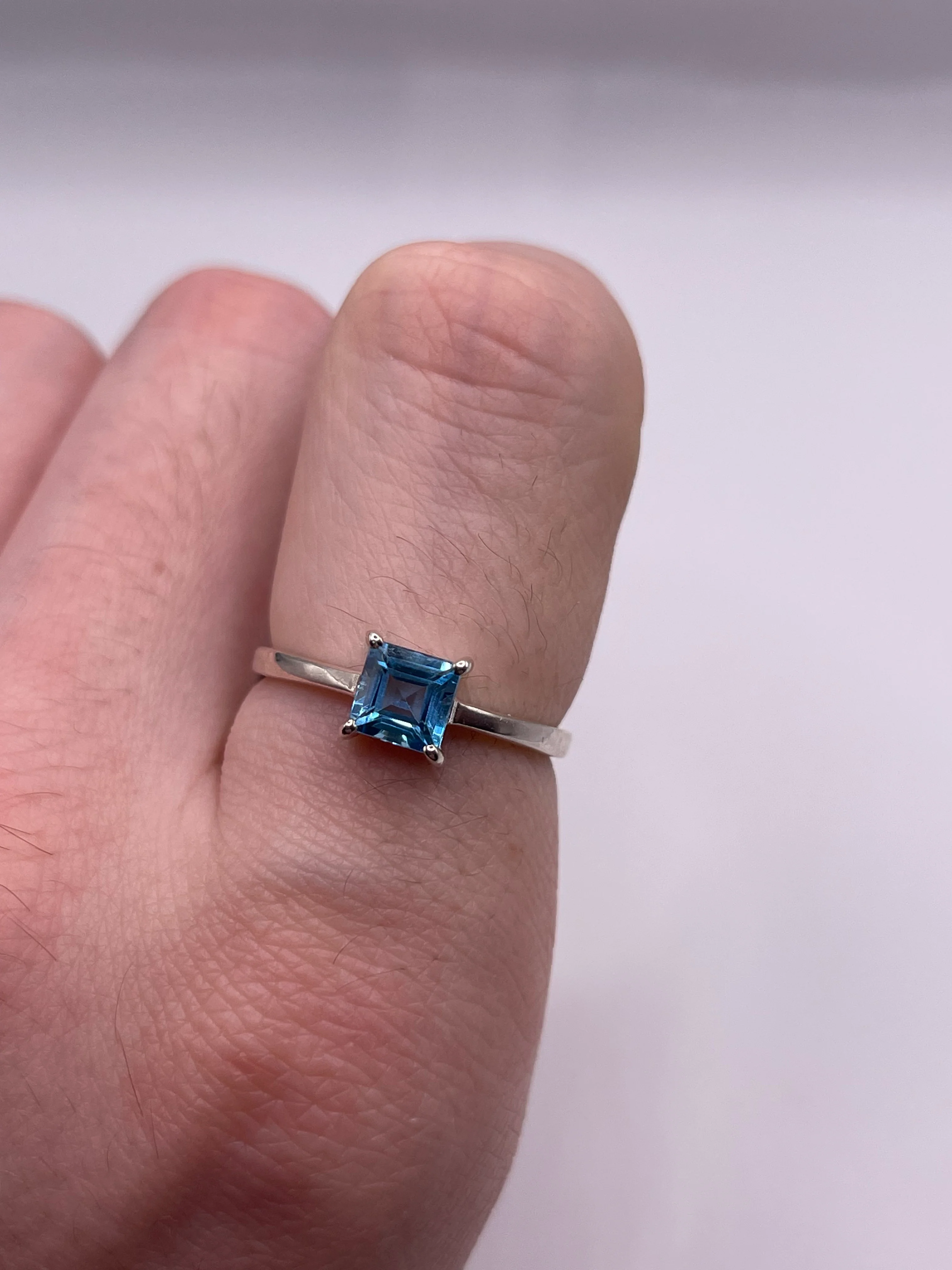 Silver topaz ring - Image 4