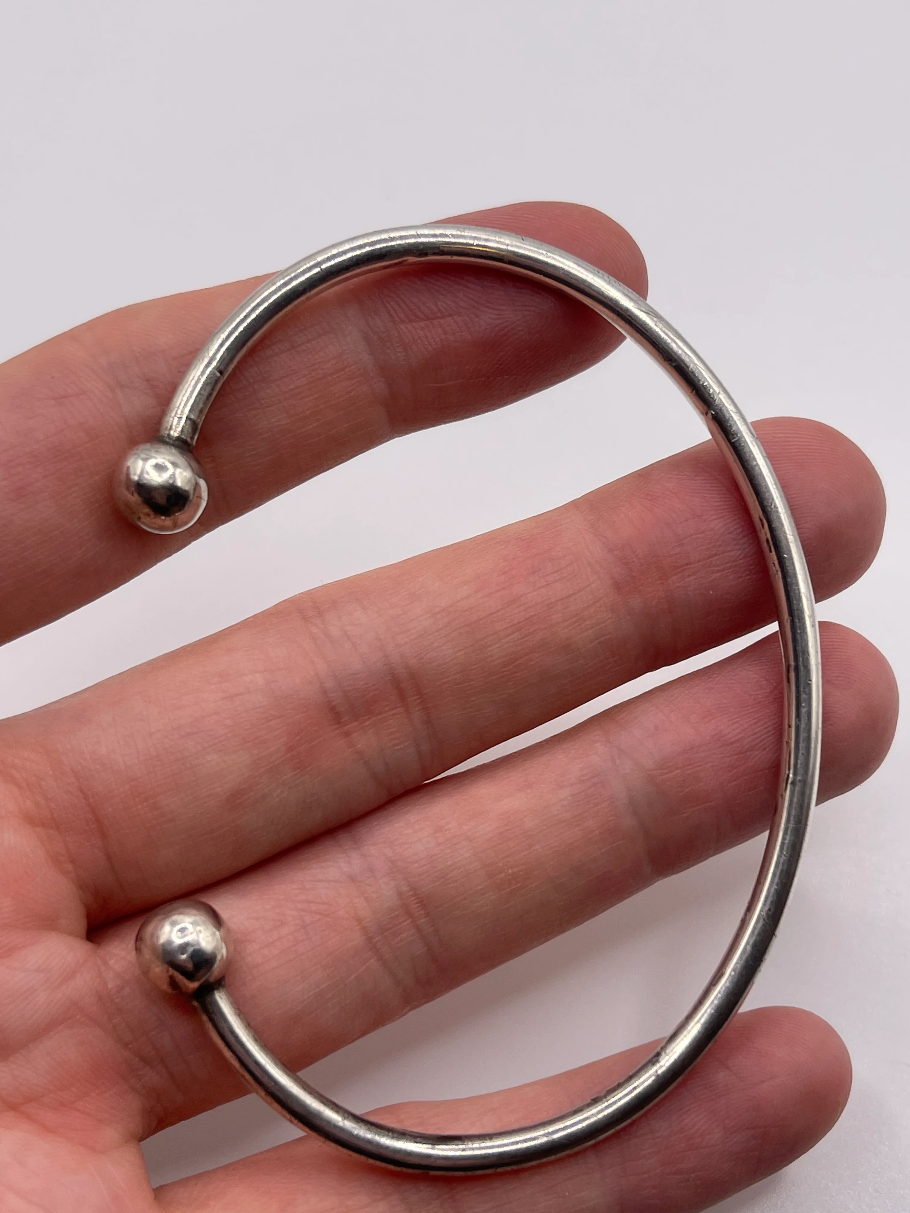Silver torque bangle - Image 3